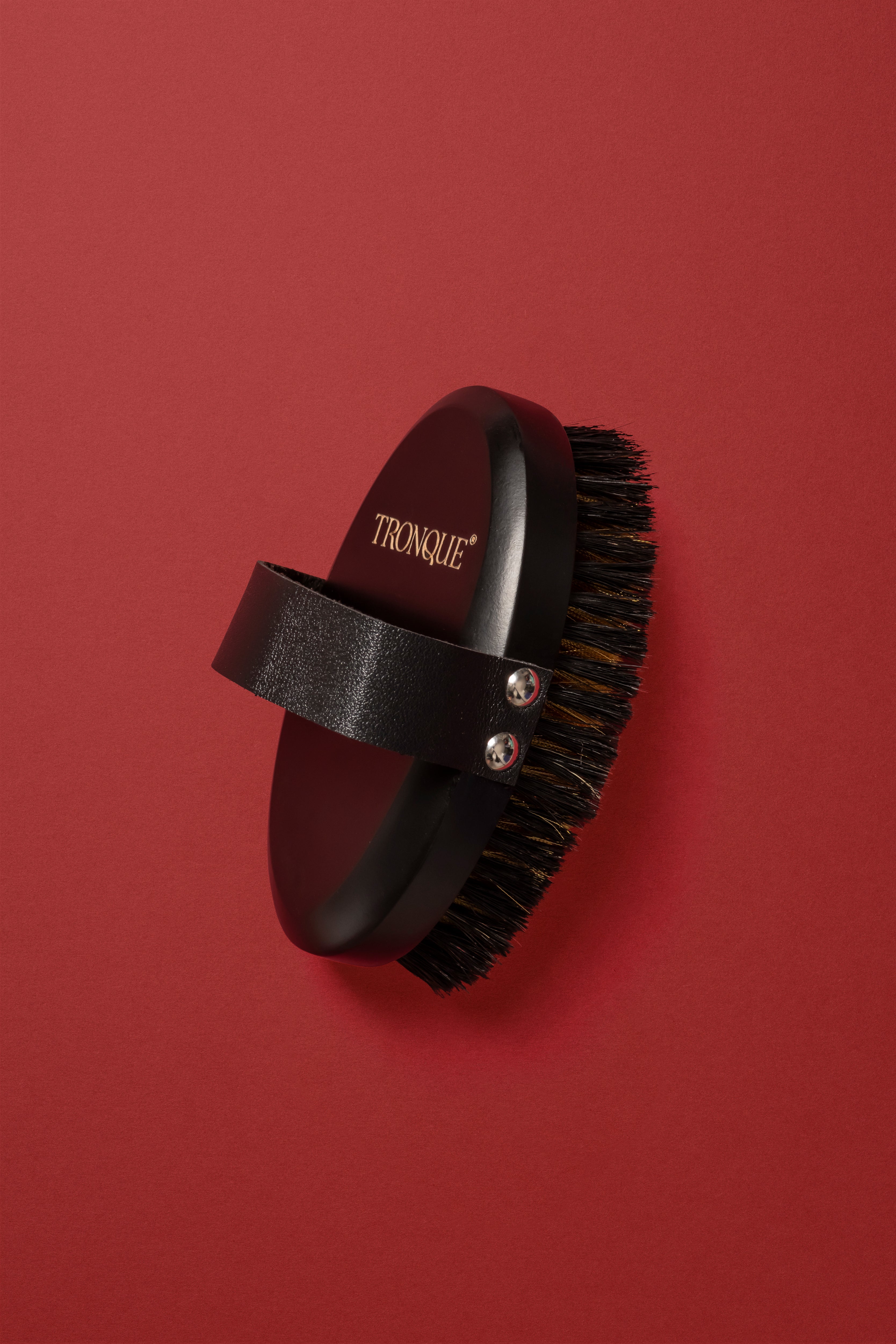 THE CUT x ionic dry brush – TRONQUE